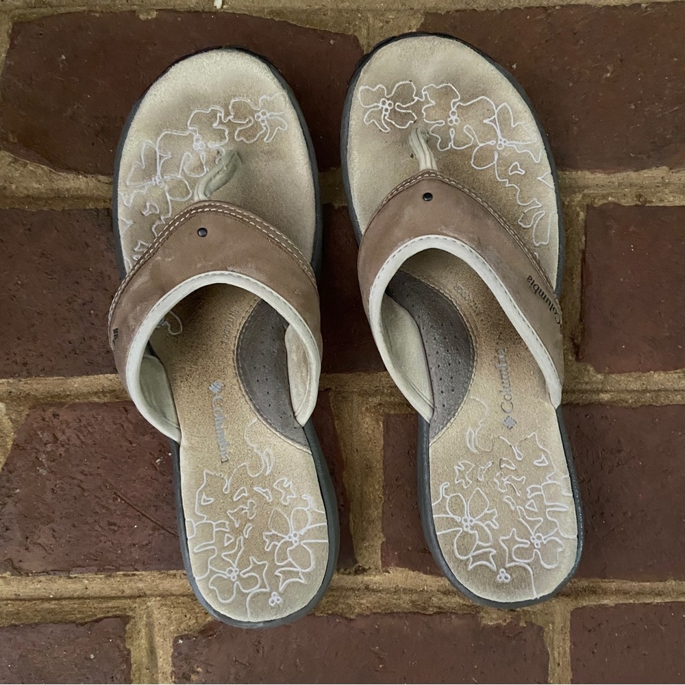Columbia Flip Flops